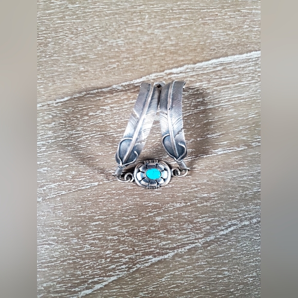 Silver feather boho bracelet - Picture 2 of 4